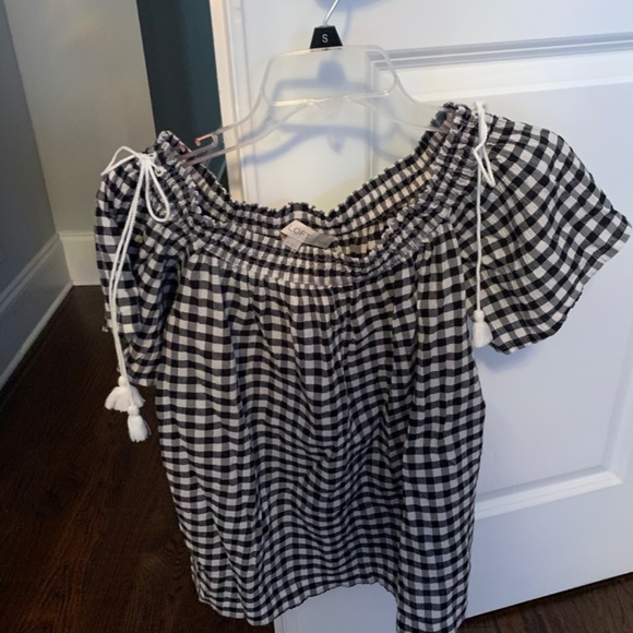 Loft off the shoulder top - Picture 3 of 3